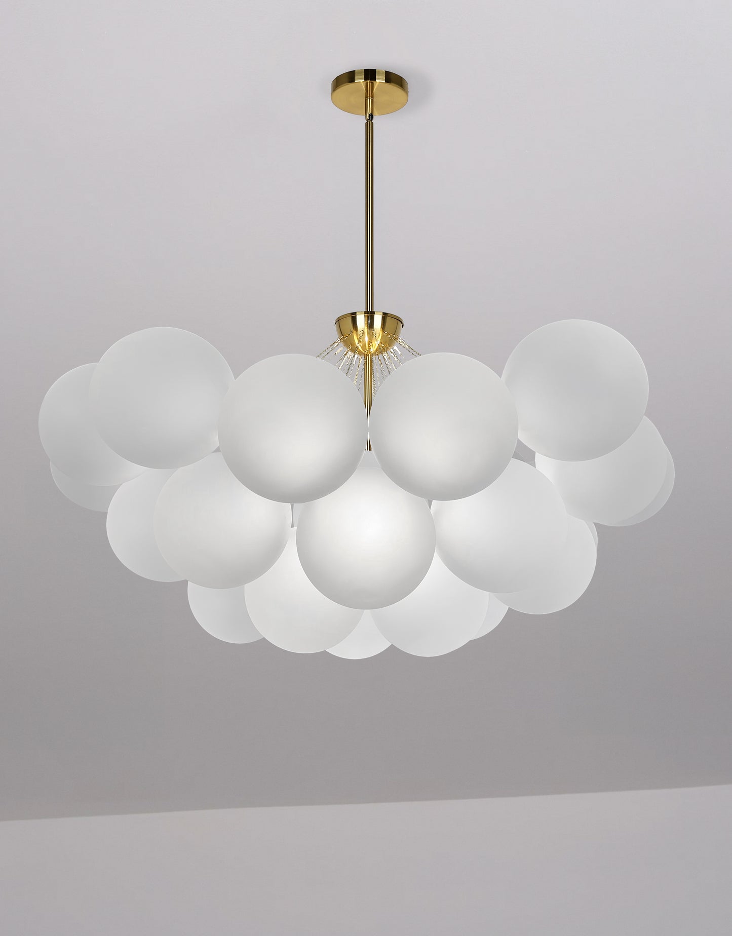 Dainolite 8 Light Aged Brass Halogen Chandelier w/ Frosted Glass