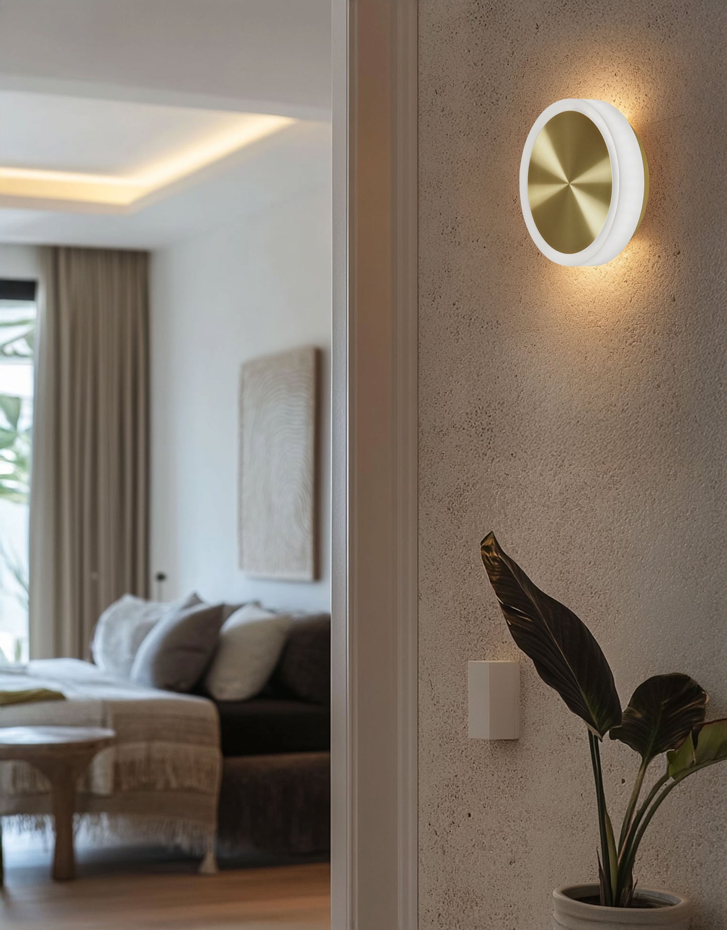 Dainolite 12W Aged Brass Wall Sconce w/ Frosted Acrylic Diffuser